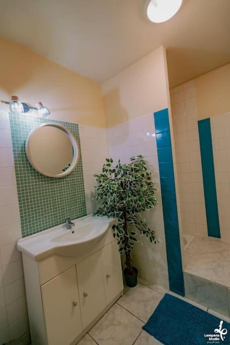 Appartement Romance Florale Troyes Kültér fotó